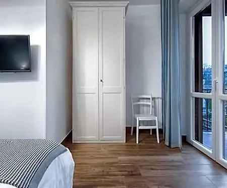 Campari 10 Bed and Breakfast