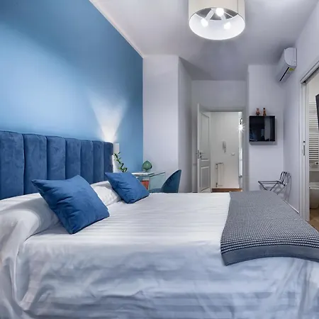 Campari 10 Bed & Breakfast 4*